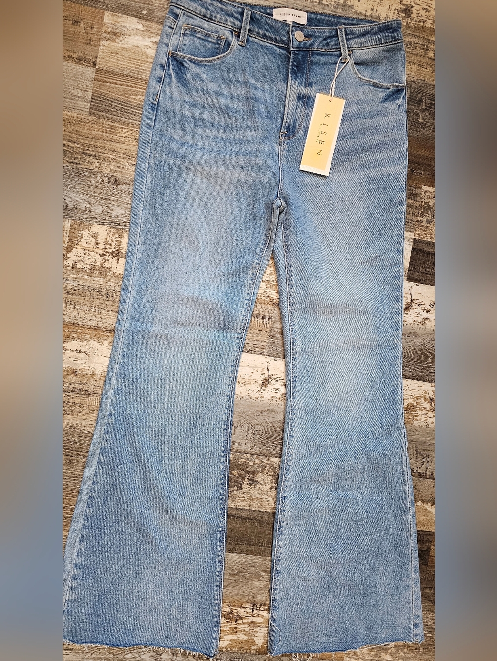 Risen Jeans NWT High Rise Flare Wide Leg Raw Hem Light Wash Size 15/32 Boho